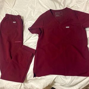 Figs Maroon Scrub Set